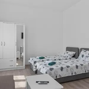 Mima Apartment