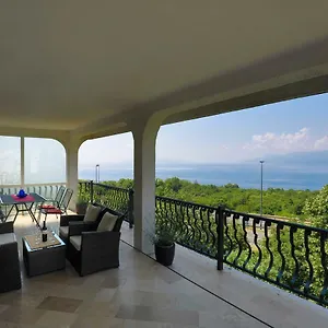 Vrata Jadrana 1 Apartment
